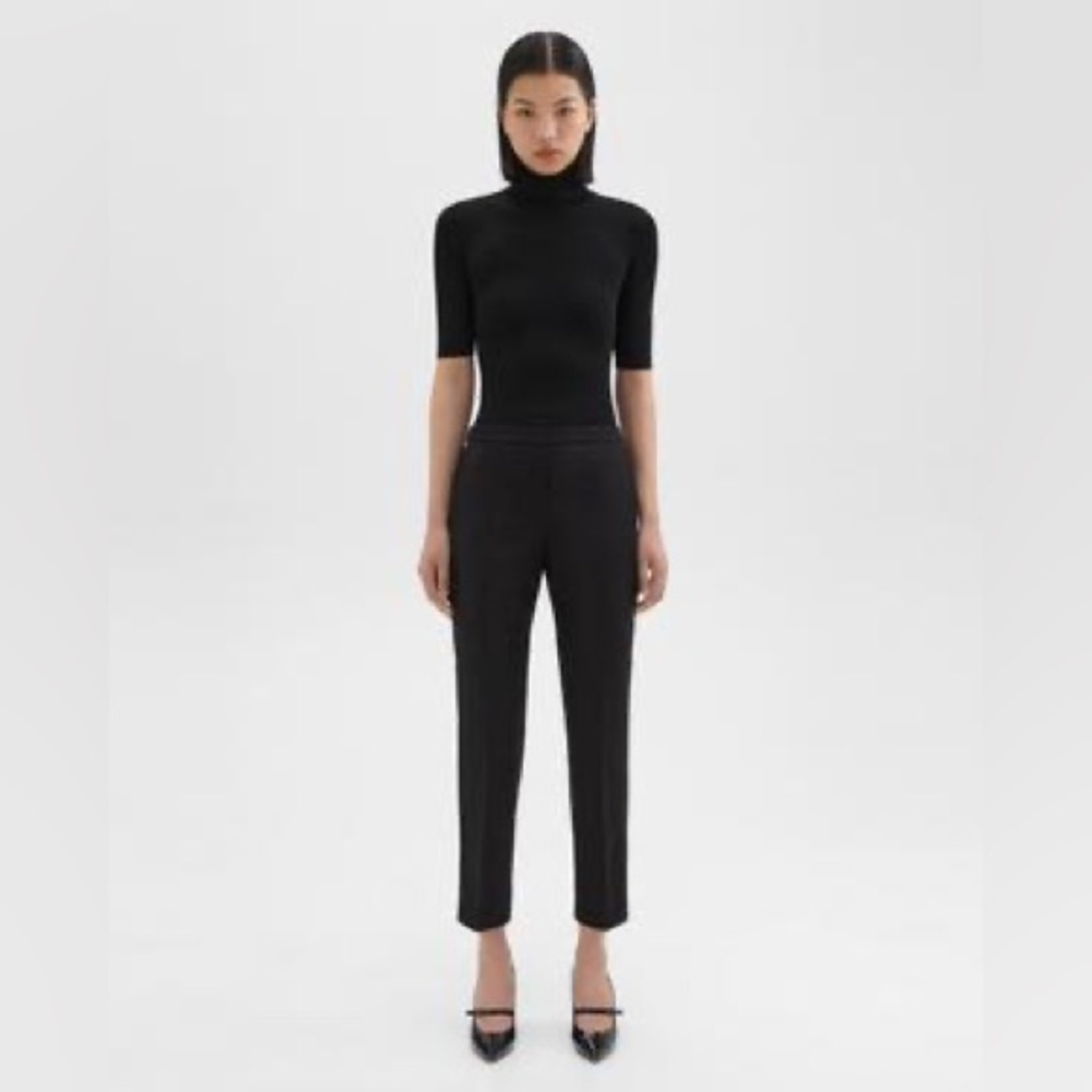 NWOT Theory TREECA PULL ON SLEEK BLACK FLANNEL